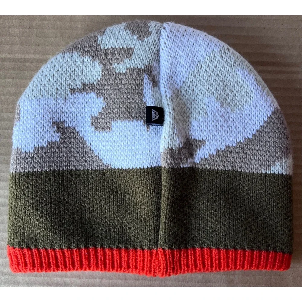 Snozu cozy up